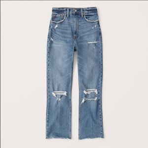 Ultra High Rise Ankle Straight Jeans in Medium Ripped Wash